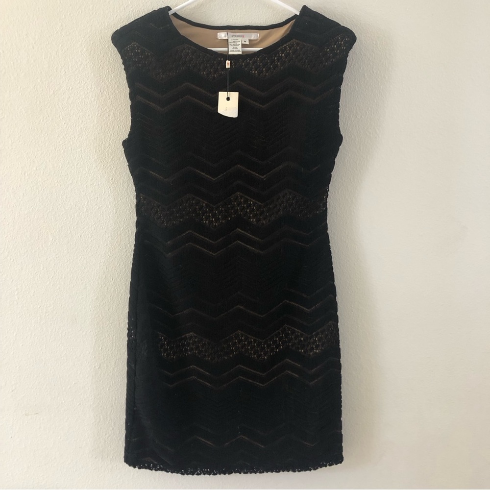 NWT $329 Studio M Alesia Illusion Black Dress Sz M